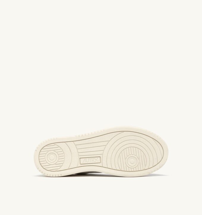 MEDALIST LOW SNEAKERS IN SUPER-SOFT WHITE NAPPA