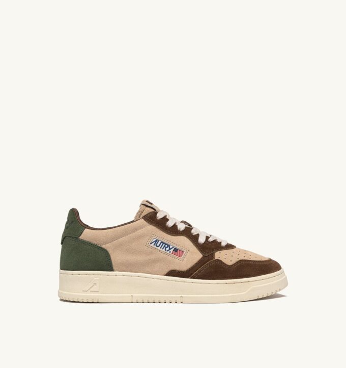 MEDALIST LOW SNEAKERS IN TRICOLOR LAND AND CAPER SUEDE