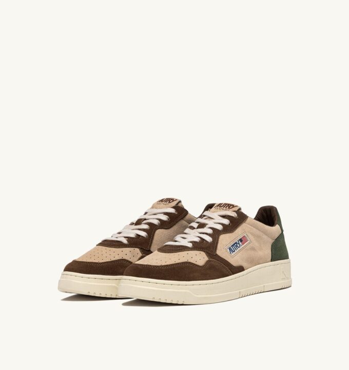 MEDALIST LOW SNEAKERS IN TRICOLOR LAND AND CAPER SUEDE
