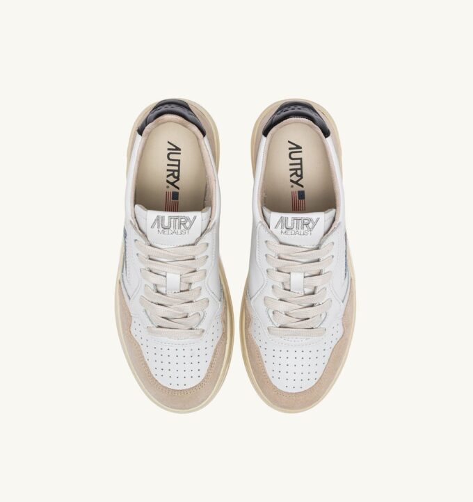 MEDALIST LOW SNEAKERS IN WHITE AND BLACK LEATHER AND BEIGE SUEDE MEDALIST LOW SNEAKERS IN WHITE AND BLACK LEATHER AND BEIGE SUEDE