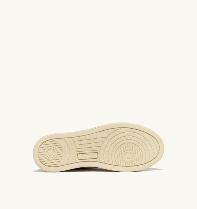 MEDALIST LOW SNEAKERS IN WHITE AND BLACK LEATHER WITH LETTERING MEDALIST LOW SNEAKERS IN WHITE AND BLACK LEATHER WITH LETTERING