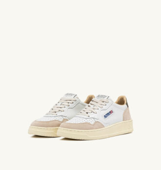 MEDALIST LOW SNEAKERS IN WHITE AND COVERT GREEN LEATHER SUEDE