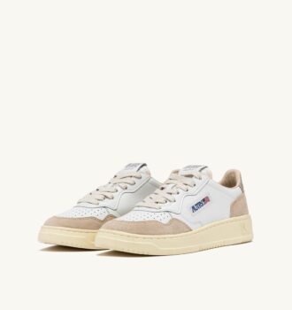 MEDALIST LOW SNEAKERS IN WHITE AND GOLD LEATHER