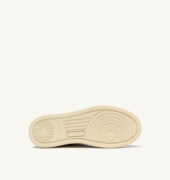 MEDALIST LOW SNEAKERS IN WHITE AND GOLD LEATHER MEDALIST LOW SNEAKERS IN WHITE AND GOLD LEATHER