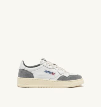 MEDALIST LOW SNEAKERS IN WHITE AND GRAY LEATHER SUEDE