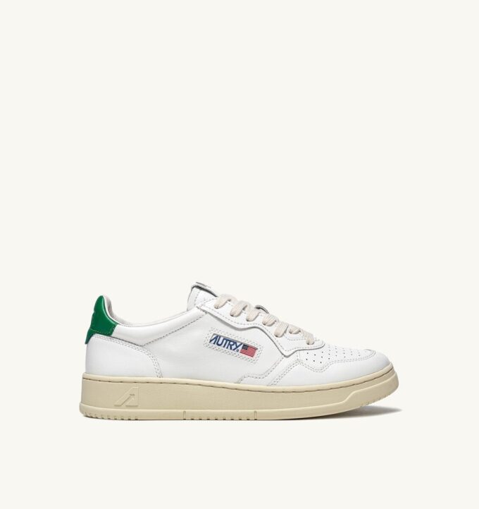 BASKETS MEDALIST LOW EN CUIR BLANC ET VERT BASKETS MEDALIST LOW EN CUIR BLANC ET VERT