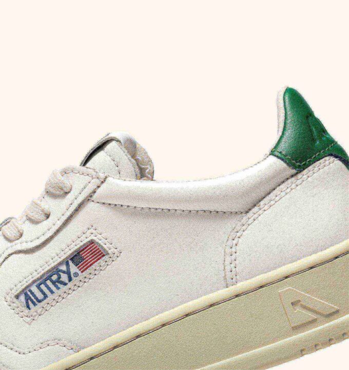 MEDALIST LOW SNEAKERS IN WHITE AND GREEN LEATHER