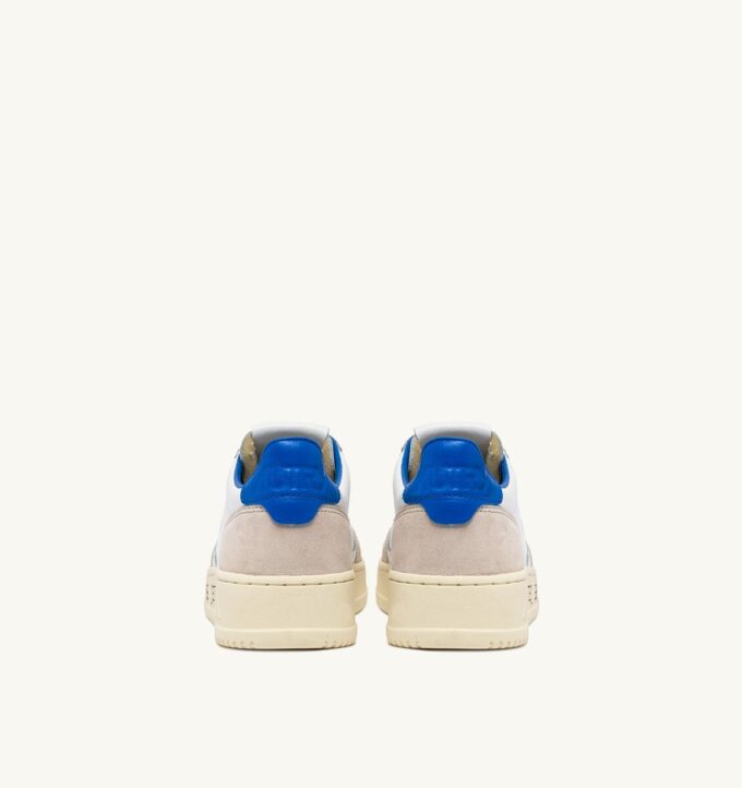 MEDALIST LOW SNEAKERS IN WHITE AND PALACE BLUE LEATHER AND SUEDE WITH LETTERING MEDALIST LOW SNEAKERS IN WHITE AND PALACE BLUE LEATHER AND SUEDE WITH LETTERING
