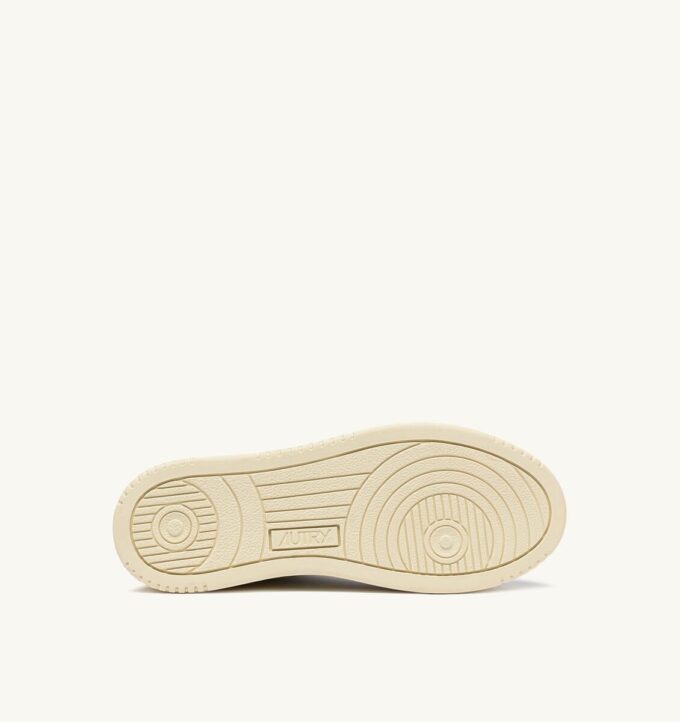 MEDALIST LOW SNEAKERS IN WHITE AND PALACE BLUE LEATHER AND SUEDE WITH LETTERING MEDALIST LOW SNEAKERS IN WHITE AND PALACE BLUE LEATHER AND SUEDE WITH LETTERING