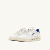MEDALIST LOW SNEAKERS IN WHITE AND PALACE BLUE LEATHER WITH LETTERING MEDALIST LOW SNEAKERS IN WHITE AND PALACE BLUE LEATHER WITH LETTERING