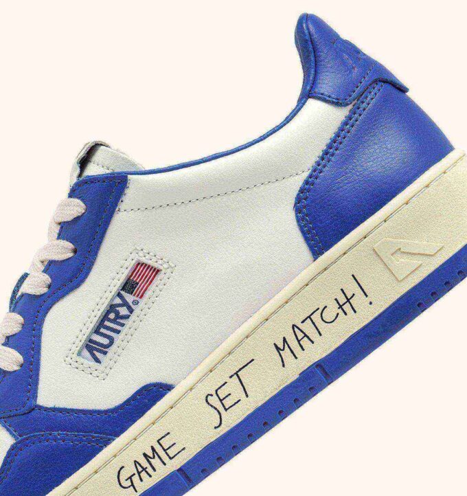 MEDALIST LOW SNEAKERS IN WHITE AND PALACE BLUE LEATHER WITH LETTERING