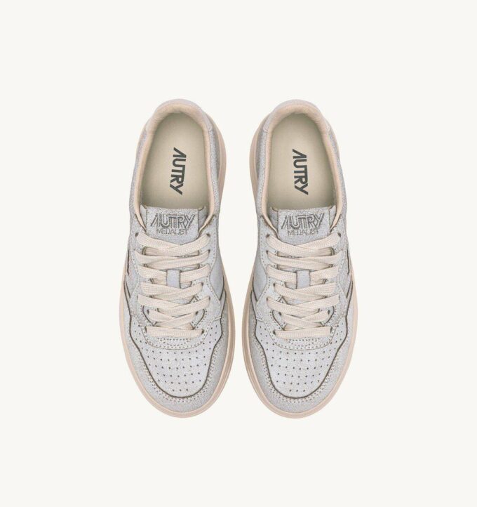 MEDALIST LOW SNEAKERS IN WHITE AND PINK TINT SCRAPED EFFECT SUEDE