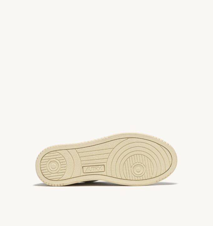 MEDALIST LOW SNEAKERS IN WHITE AND RED LEATHER