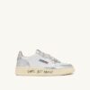 MEDALIST LOW SNEAKERS IN WHITE AND SILVER LEATHER WITH LETTERING MEDALIST LOW SNEAKERS IN WHITE AND SILVER LEATHER WITH LETTERING