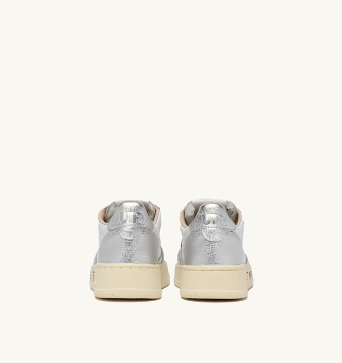 MEDALIST LOW SNEAKERS IN WHITE AND SILVER LEATHER WITH LETTERING MEDALIST LOW SNEAKERS IN WHITE AND SILVER LEATHER WITH LETTERING