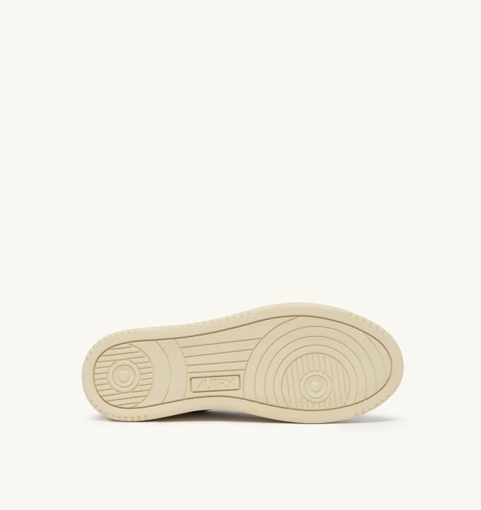 MEDALIST LOW SNEAKERS IN WHITE AND SILVER LEATHER WITH LETTERING MEDALIST LOW SNEAKERS IN WHITE AND SILVER LEATHER WITH LETTERING