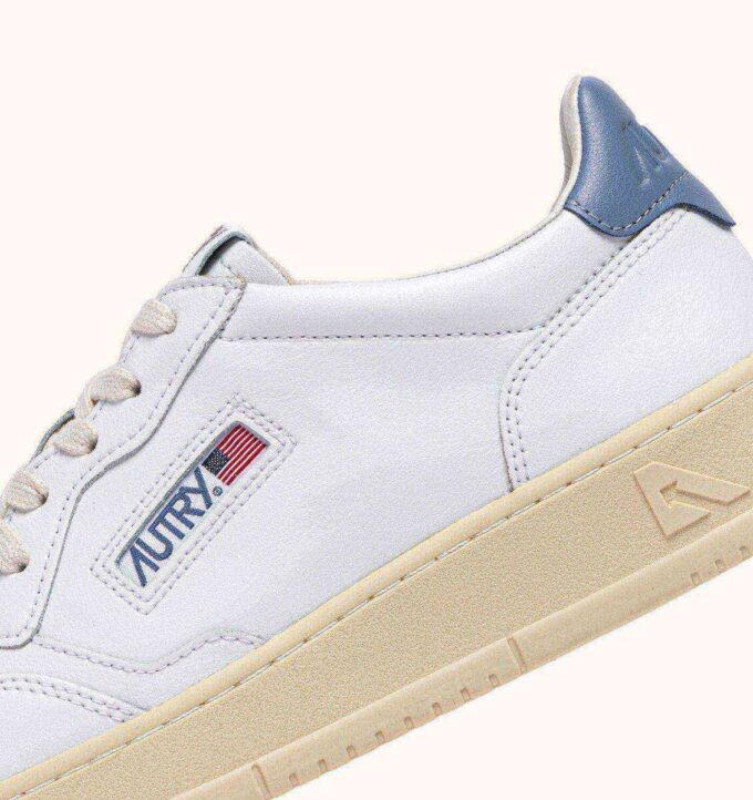 MEDALIST LOW SNEAKERS IN WHITE AND TEMPEST LEATHER MEDALIST LOW SNEAKERS IN WHITE AND TEMPEST LEATHER