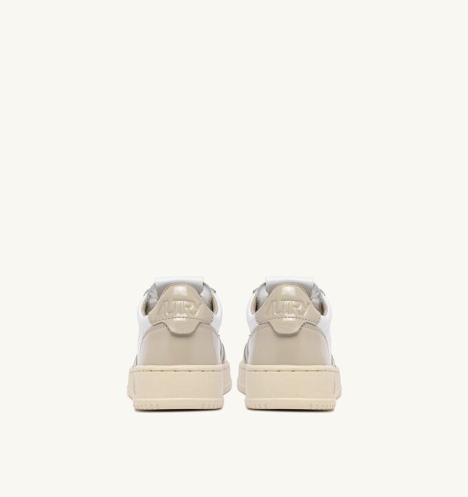 MEDALIST LOW SNEAKERS IN WHITE AND TIDAL FOAM LEATHER MEDALIST LOW SNEAKERS IN WHITE AND TIDAL FOAM LEATHER