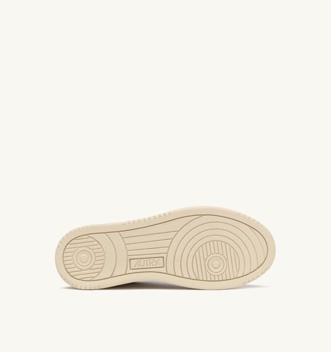 MEDALIST LOW SNEAKERS IN WHITE AND TIDAL FOAM LEATHER MEDALIST LOW SNEAKERS IN WHITE AND TIDAL FOAM LEATHER