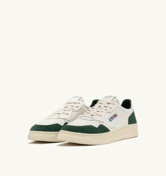 MEDALIST LOW SNEAKERS IN WHITE LEATHER AND BOTTLE GREEN SUEDE