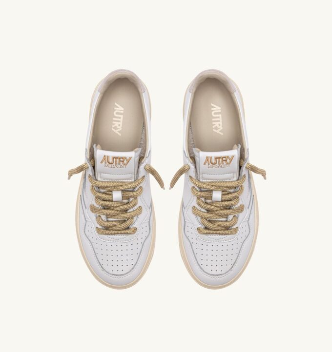 MEDALIST LOW SNEAKERS IN WHITE LEATHER AND DETAILS IN GOLD LUREX