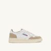 MEDALIST LOW SNEAKERS IN WHITE LEATHER AND SPONGE SUEDE