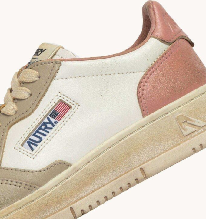 MEDALIST LOW SNEAKERS SUPER VINTAGE IN WHITE CAMEO BROWN AND SAFARI LEATHER MEDALIST LOW SNEAKERS SUPER VINTAGE IN WHITE CAMEO BROWN AND SAFARI LEATHER