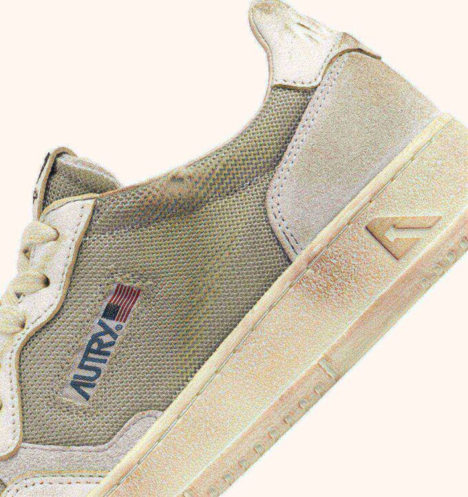 MEDALIST LOW SUPER VINTAGE SNEAKERS IN MILITARY AND WHITE LEATHER AND MESH MEDALIST LOW SUPER VINTAGE SNEAKERS IN MILITARY AND WHITE LEATHER AND MESH
