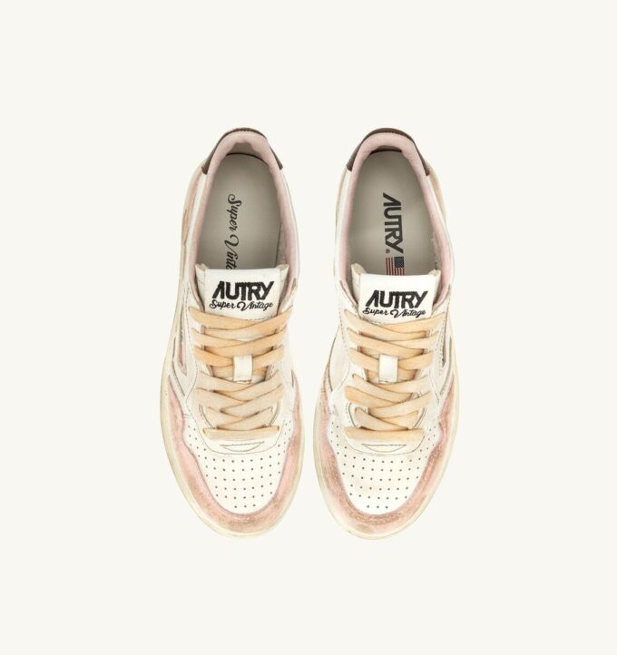 MEDALIST LOW SUPER VINTAGE SNEAKERS IN NUDE AND SEPIA LEATHER SUEDE MEDALIST LOW SUPER VINTAGE SNEAKERS IN NUDE AND SEPIA LEATHER SUEDE