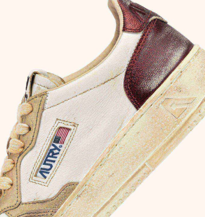 MEDALIST LOW SUPER VINTAGE SNEAKERS IN PLATINUM AND VIOLET BRUSHED LEATHER