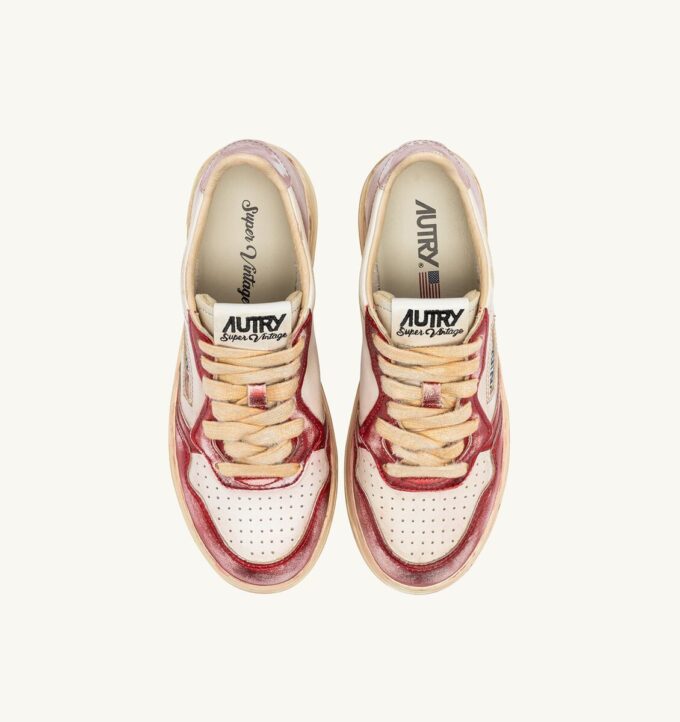 MEDALIST LOW SUPER VINTAGE SNEAKERS IN RED AND PINK BRUSHED LEATHER