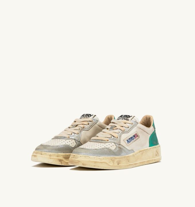 MEDALIST LOW SUPER VINTAGE SNEAKERS IN SILVER AND AQUA BRUSHED LEATHER