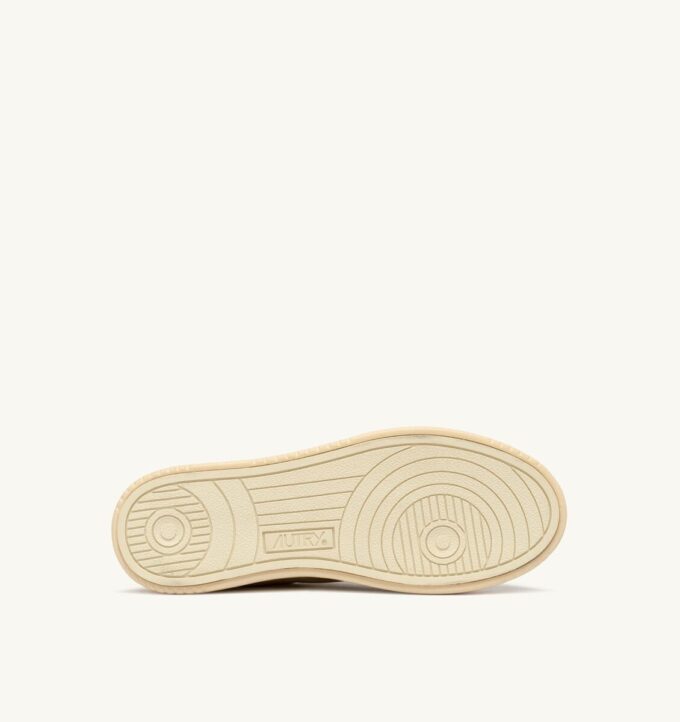 MEDALIST MULE SNEAKERS IN SILVER NAPA LEATHER