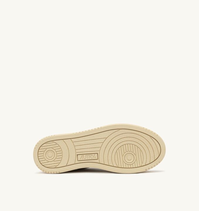 MEDALIST PLATFORM SNEAKERS IN WHITE AND PLATINUM LEATHER