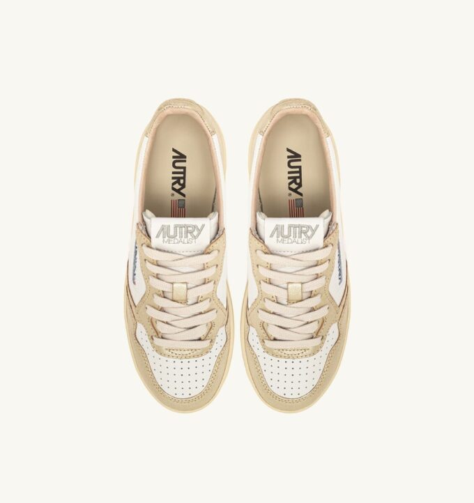 MEDALIST PLATFORM SNEAKERS IN WHITE AND PLATINUM LEATHER