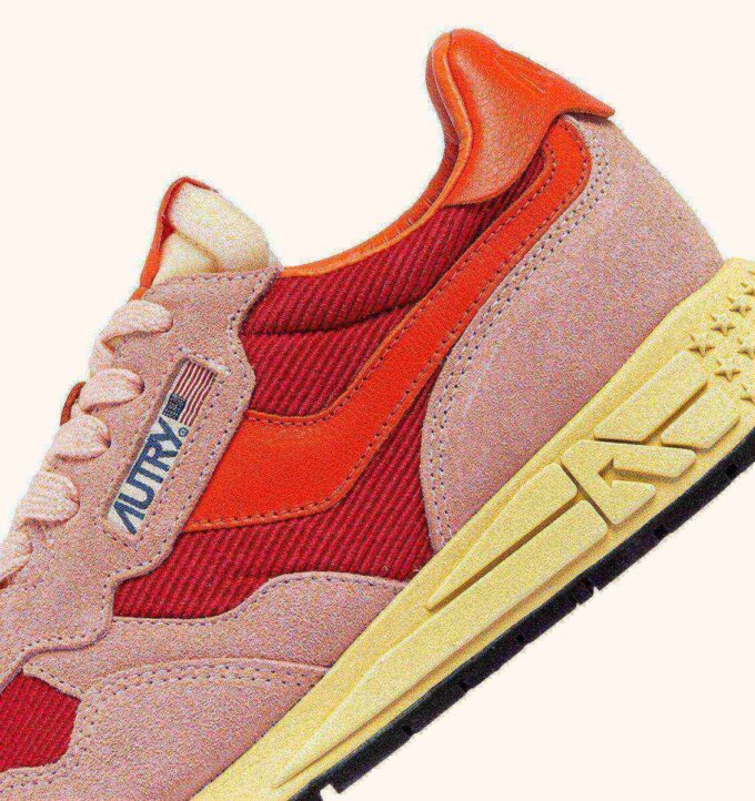 REELWIND LOW SNEAKERS IN BLOSSOM AND MOLTEN LAVA SUEDE AND MESH