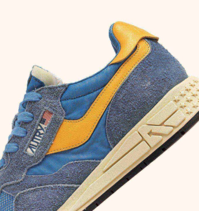 REELWIND LOW SNEAKERS IN CENBLE AND GOLD FUSION SUEDE AND NYLON