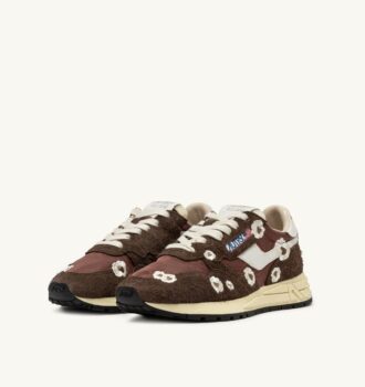 REELWIND LOW SNEAKERS IN EBONY AND WHITE EMBROIDERY