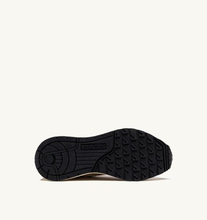 REELWIND LOW SNEAKERS IN NYLON AND SUEDE MUSTARD AND WHITE REELWIND LOW SNEAKERS IN NYLON AND SUEDE MUSTARD AND WHITE