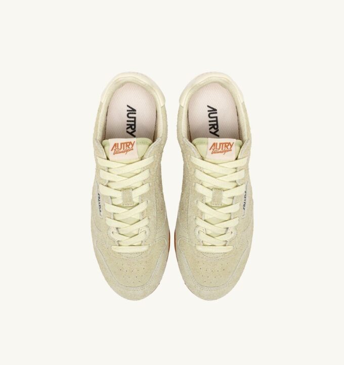 SNEAKERS WINDSPIN IN BUTTER WHITE SUEDE SNEAKERS WINDSPIN IN BUTTER WHITE SUEDE