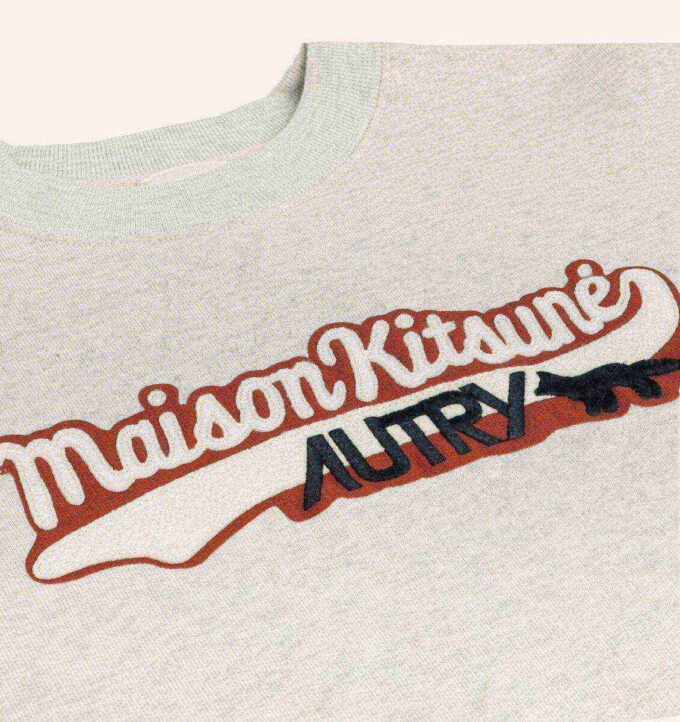 UNISEX AUTRY LOGO ‘MAISON KITSUNÉ’ SWEATSHIRT UNISEX AUTRY LOGO ‘MAISON KITSUNÉ’ SWEATSHIRT