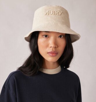 UNISEX BUCKET HAT WITH TONE-ON-TONE LOGO