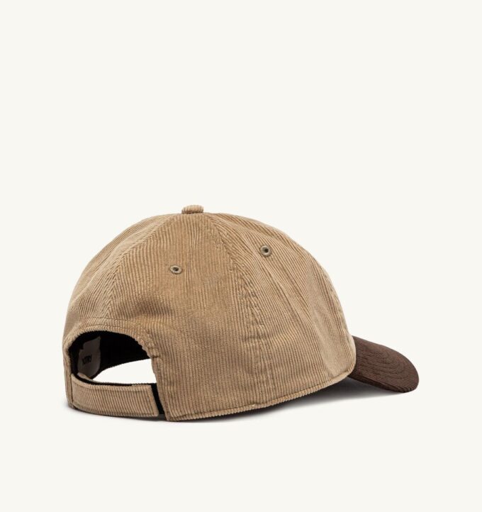 UNISEX TWO-TONE BASEBALL CAP WITH EMBROIDERED LOGO