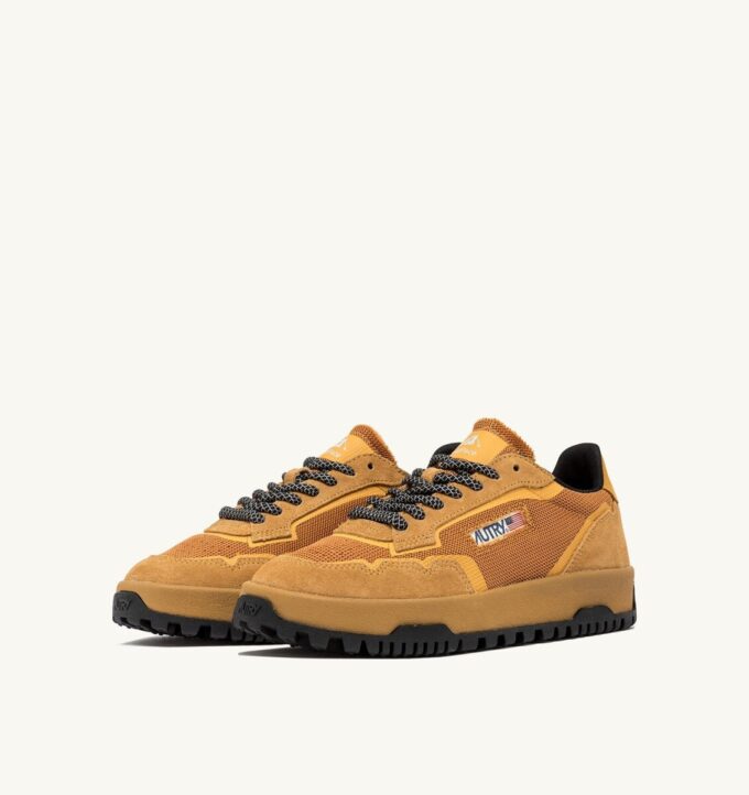 WILDPACE LOW SNEAKERS IN BUCKTHORN MESH AND SUEDE