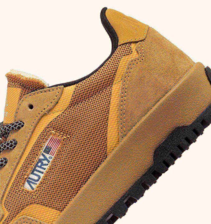 WILDPACE LOW SNEAKERS IN BUCKTHORN MESH AND SUEDE