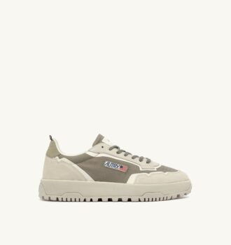 WILDPACE LOW SNEAKERS IN ELMOND AND WHITE CORDURA AND SUEDE