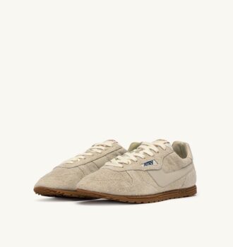 WINDSPIN SNEAKERS IN BISCUIT SUEDE AND LEATHER