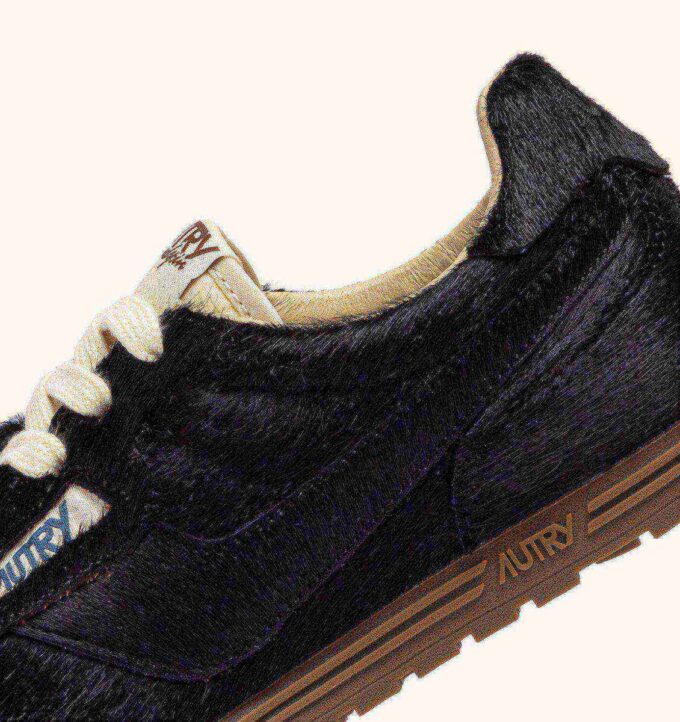 WINDSPIN SNEAKERS IN BLACK PONY HAIR EFFECT WINDSPIN SNEAKERS IN BLACK PONY HAIR EFFECT