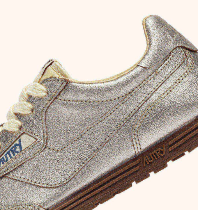 WINDSPIN SNEAKERS IN PLATINUM LAMINATED LEATHER WINDSPIN SNEAKERS IN PLATINUM LAMINATED LEATHER